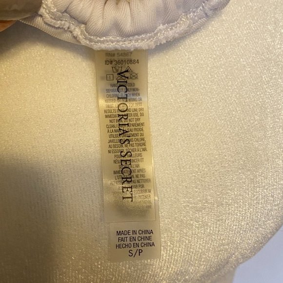 Nice! Victoria's Secret ~ Black & White Stripe Front Slip Bikini Top ~ Sz. S/P - Picture 7 of 7